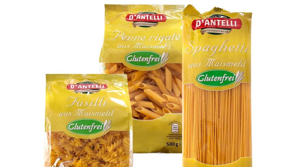 <p><strong>10. Juni 2018:</strong> Aldi ruft „D‘ANTELLI Maispasta, 500g“ in den Sorten Spaghetti, Fusilli und Penne seines Lieferanten „S. Trade“ öffentlich zurück.<br>“Der Artikel ist als „glutenfrei“ gekennzeichnet, bei Untersuchungen wurde aber festgestellt, dass relevante Mengen an Gluten enthalten sein können.<br>Bei Personen mit einer Glutenunverträglichkeit kann der Verzehr zu Magen- und Darmbeschwerden führen. Personen ohne eine Glutenunverträglichkeit können den Artikel bedenkenlos verzehren”, so der Discounter in einer Mitteilung. Die betroffene Ware wurde ausschließlich in den ALDI Gesellschaften Großbeeren, Herten, Jarmen, Meitzendorf, Radevormwald, Rinteln, Scharbeutz, Werl und Weyhe gehandelt.<br>Kunden können die genannten Artikel zurückgeben, der Kaufpreis wird erstattet.<br>(Bild: aldi-nord.de) </p>