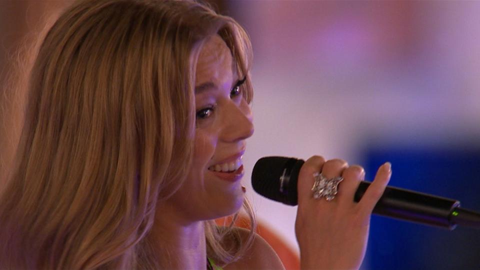 Becky Hill’s appearance was met by a mixed reaction by viewers (ITV)