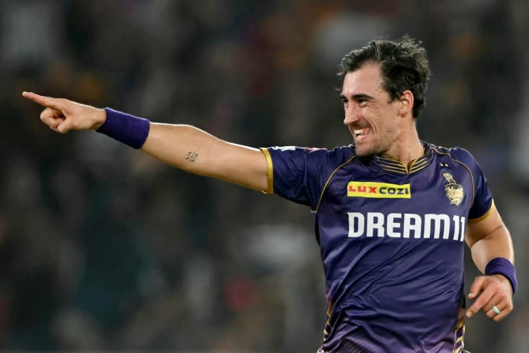 Kolkata Knight Riders' Mitchell Starc celebrates after taking the wicket of Sunrisers Hyderabad's Shahbaz Ahmed (Punit PARANJPE)