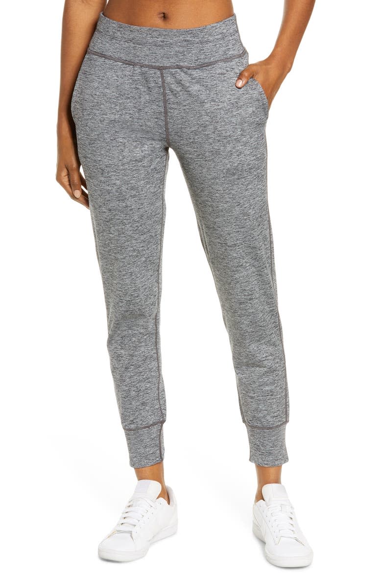 Zella Cozy Active Pocket Joggers. Image via Nordstrom. 