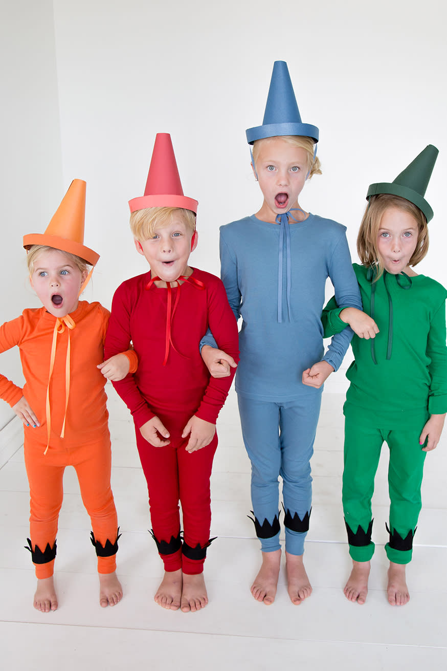 family halloween costume ideas crayons (The House That Lars Built )