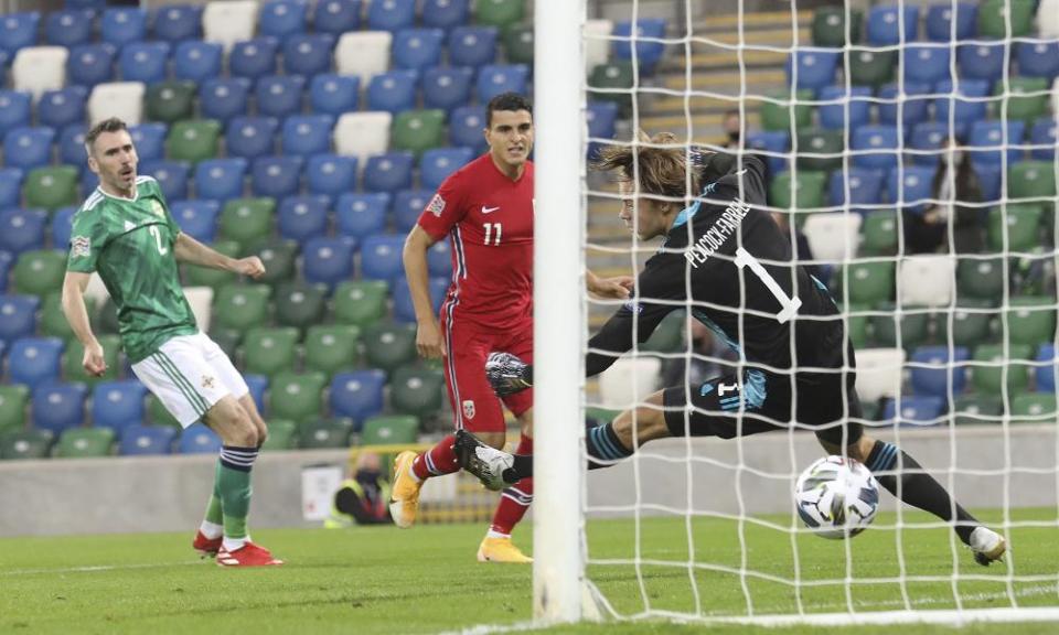 Celtic’s Mohamed Elyounoussi puts Norway ahead in the second minute.