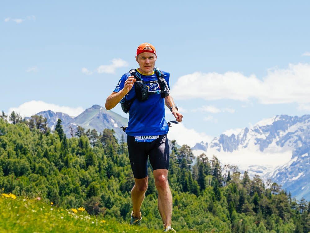 Beim Trailrunning werden auch Koordination und Konzentration trainiert. (Bild: Real Sports Photos/Shutterstock.com)