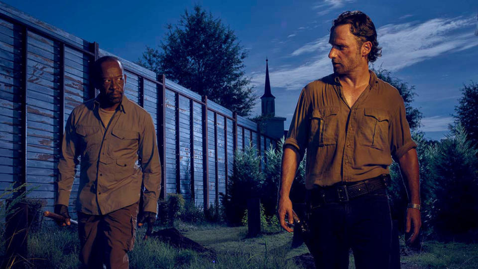 Auch Rick (Andrew Lincoln, r.) bekleckerte sich in der neuesten Staffel nicht gerade mit Ruhm