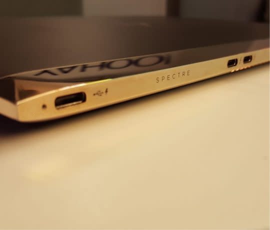 HP Spectre 13 ports