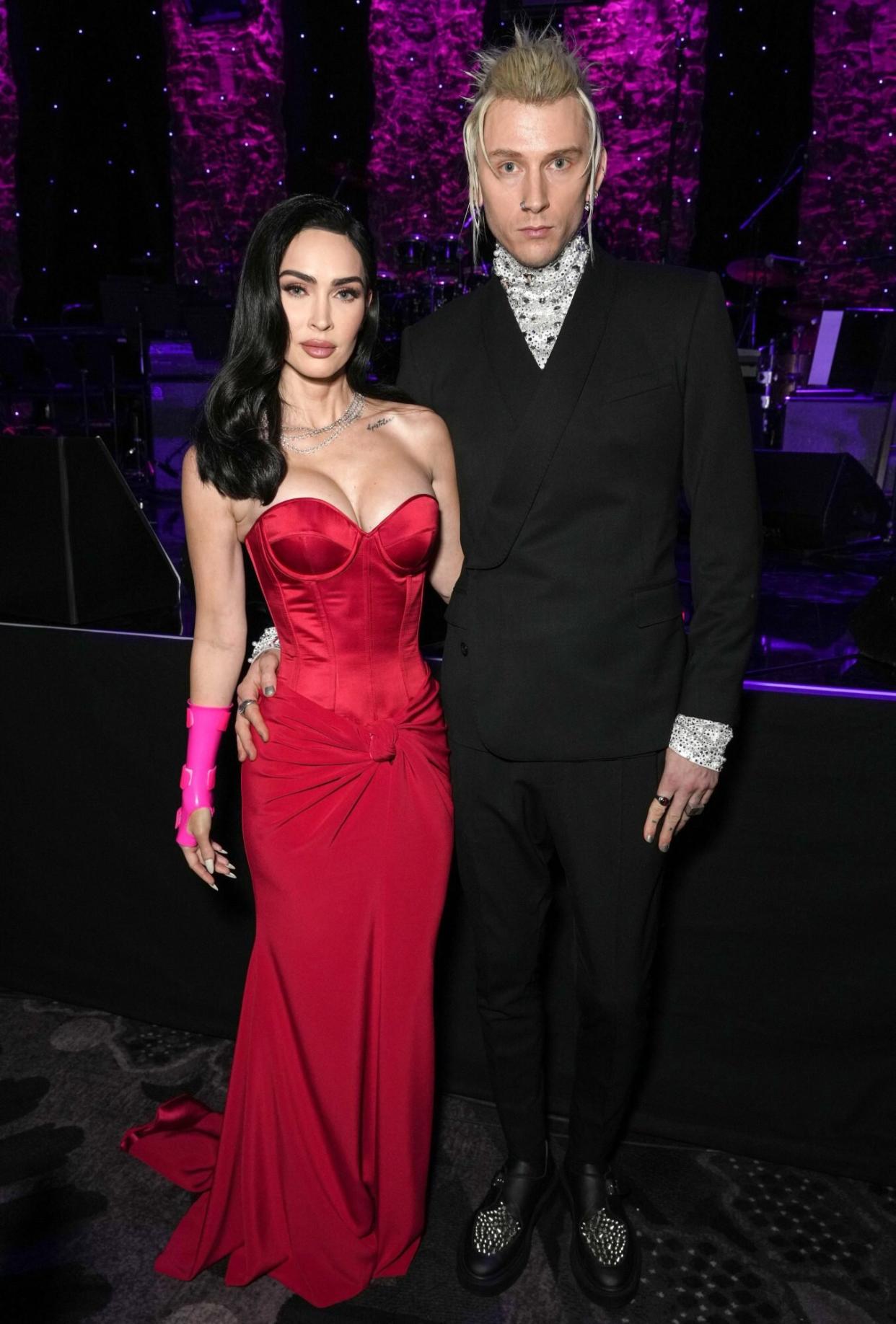 LOS ANGELES, CALIFORNIA - FEBRUARY 04: (L-R) Megan Fox ​and Machine Gun Kelly attend the Pre-GRAMMY Gala & GRAMMY Salute to Industry Icons Honoring Julie Greenwald and Craig Kallman on February 04, 2023 in Los Angeles, California. (Photo by Kevin Mazur/Getty Images for The Recording Academy)