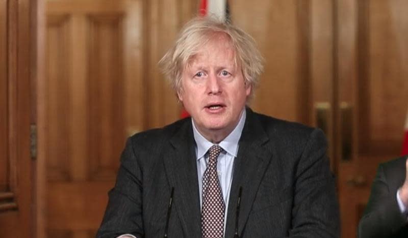 英國首相強生（Boris Johnson）於記者會中宣布4階段解封計劃。（翻攝Boris Johnson臉書）