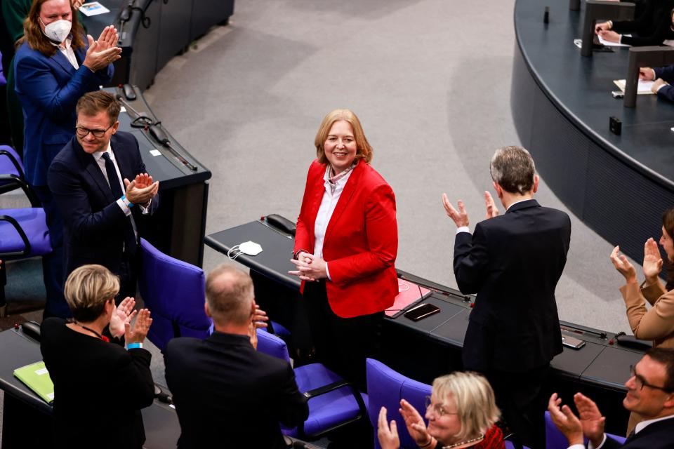 Bärbel Bas ist erst die dritte Frau an der Spitze des Bundestags (Bild: AFP / Odd ANDERSEN)