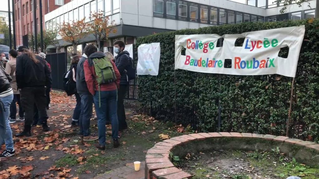 Les enseignants du lycée Roubaix en grève contre le nouveau protocole sanitaire. - BFM Lille