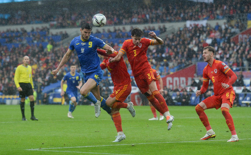 CARDIFF, WALES - JUNE 05: Ukraine's Roman Yaremchuk heads towards goal  during the FIFA World Cup Qualifier match between Wales and Ukraine at Cardiff City Stadium on June 5, 2022 in Cardiff, Wales. (Photo by Ian Cook - CameraSport via Getty Images)                                                                                                                                        