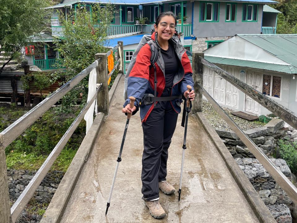 Aleenah Ansari trek to Everest base camp