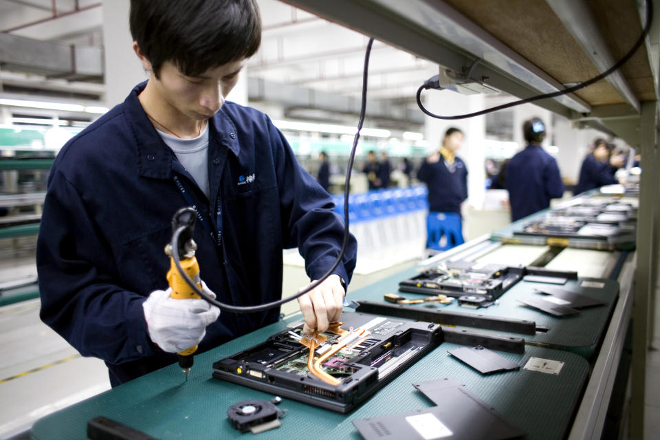 筆記型電腦全球季出貨數仍持續探低.Photo by Getty Images.