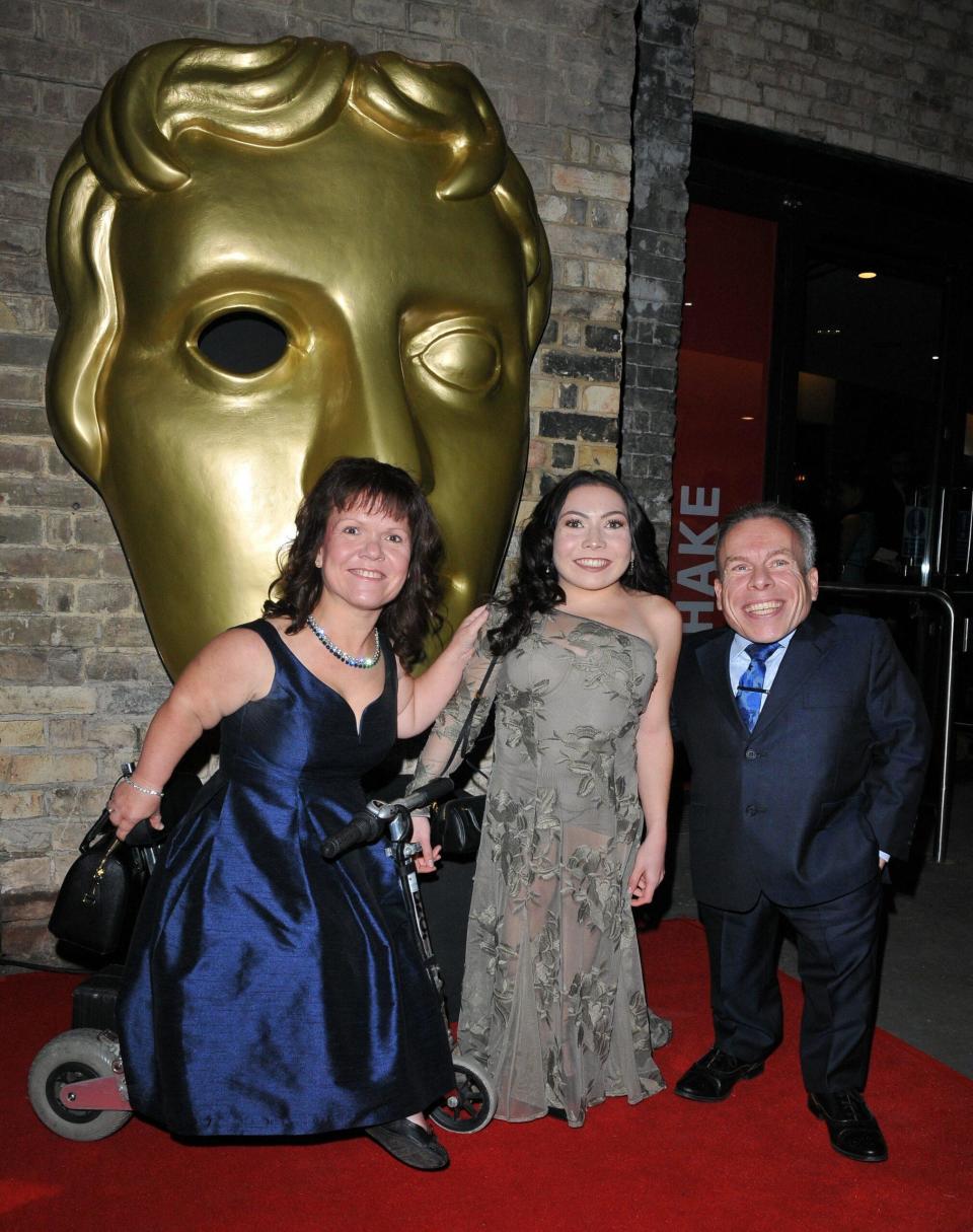 'Harry Potter' Star Warwick Davis Loses Wife Samantha Davis At Age 53