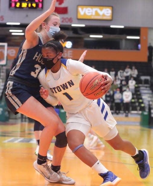 Kamorea Arnold led Germantown High School (29-1) to the Wisconsin Interscholastic Athletic Association Division 1 girls basketball state crown in February, averaging 22.9 points per game to pair with 6.3 rebounds and 5.1 assists.
