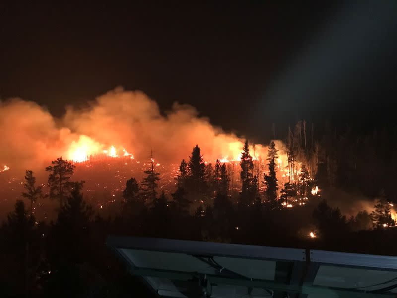 Cameron Peak Fire burns outside Drake