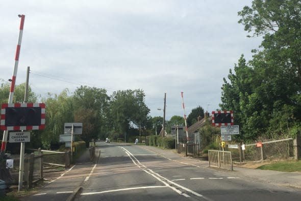 Couple take their own lives together at level crossing
