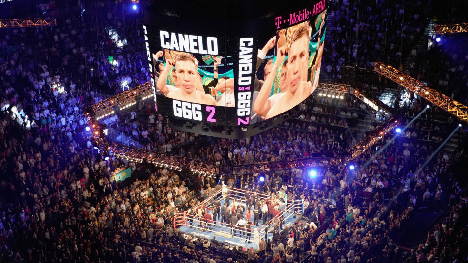 Wide shot of Canelo vs GGG 2 at the T-Mobile Arena