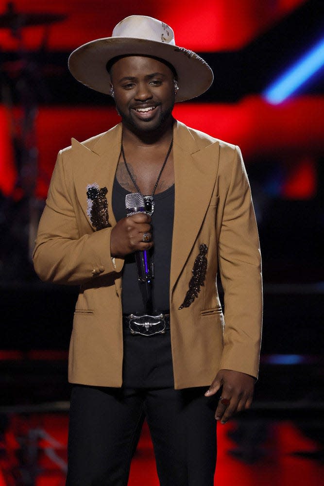 Tae Lewis of Team Dan + Shay earned the Instant Save vote and saved himself from elimination.