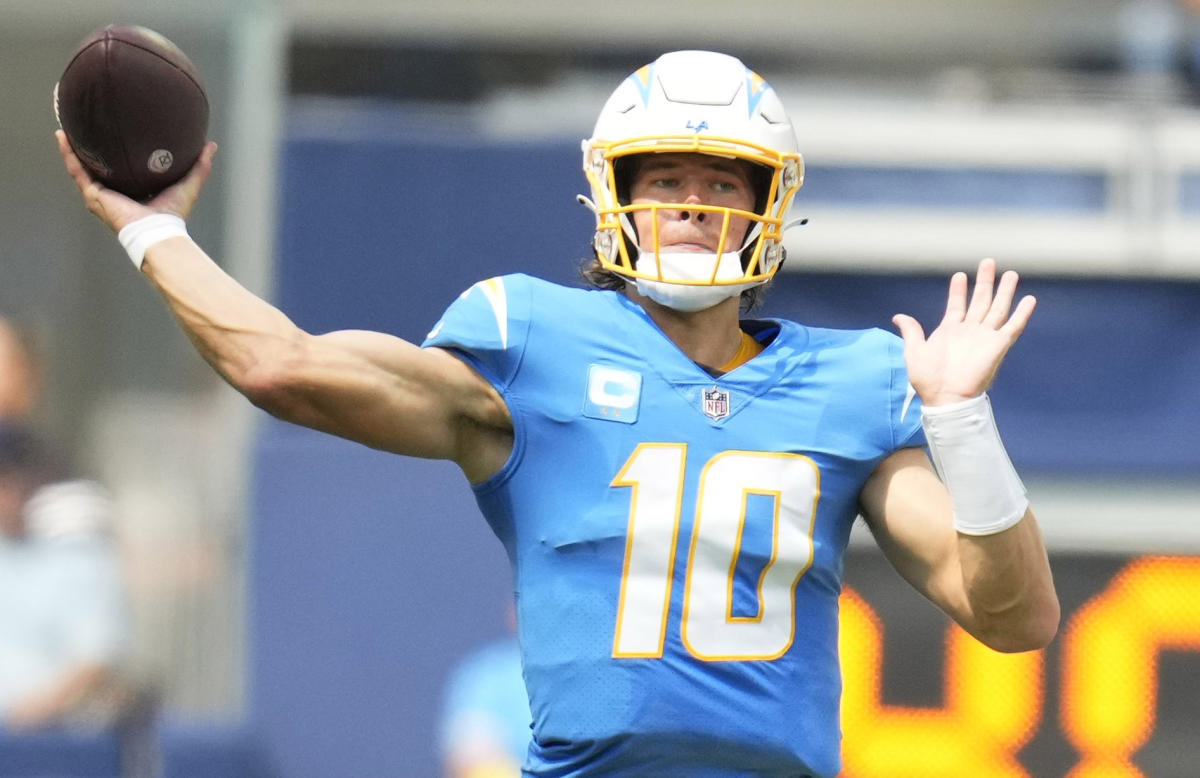 MUST START or SIT Week 2 – LA Chargers vs KC Chiefs on Thursday Night  Football-2022 Fantasy Football