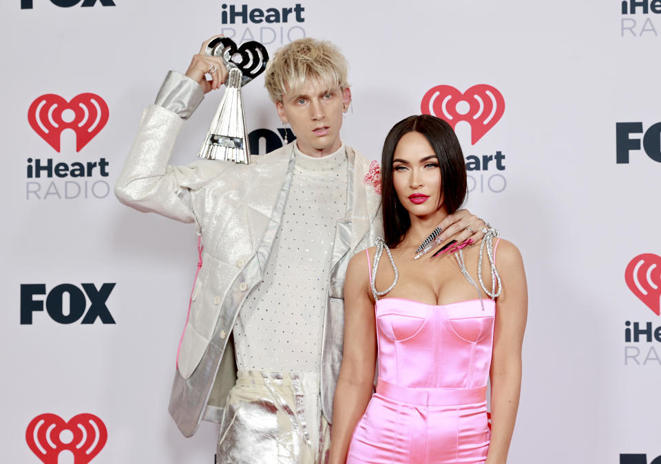 Machine Gun Kelly and Megan Fox at the 2021 iHeartRadio Music Awards. (Photo: Getty Images)