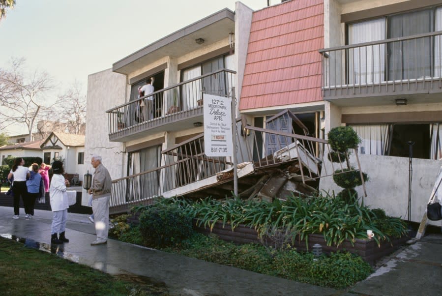 The clean-up begins of damage in the Van Nuys neighbourhood following the 1994 Northridge earthquake, which reached a magnitude of 6.7, in the San Fernando Valley region of the Los Angeles, California, 17th January 1994. With a duration of ten-to-twenty seconds, it was felt as far away as San Diego and Las Vegas. (Photo by Vinnie Zuffante/Getty Images)