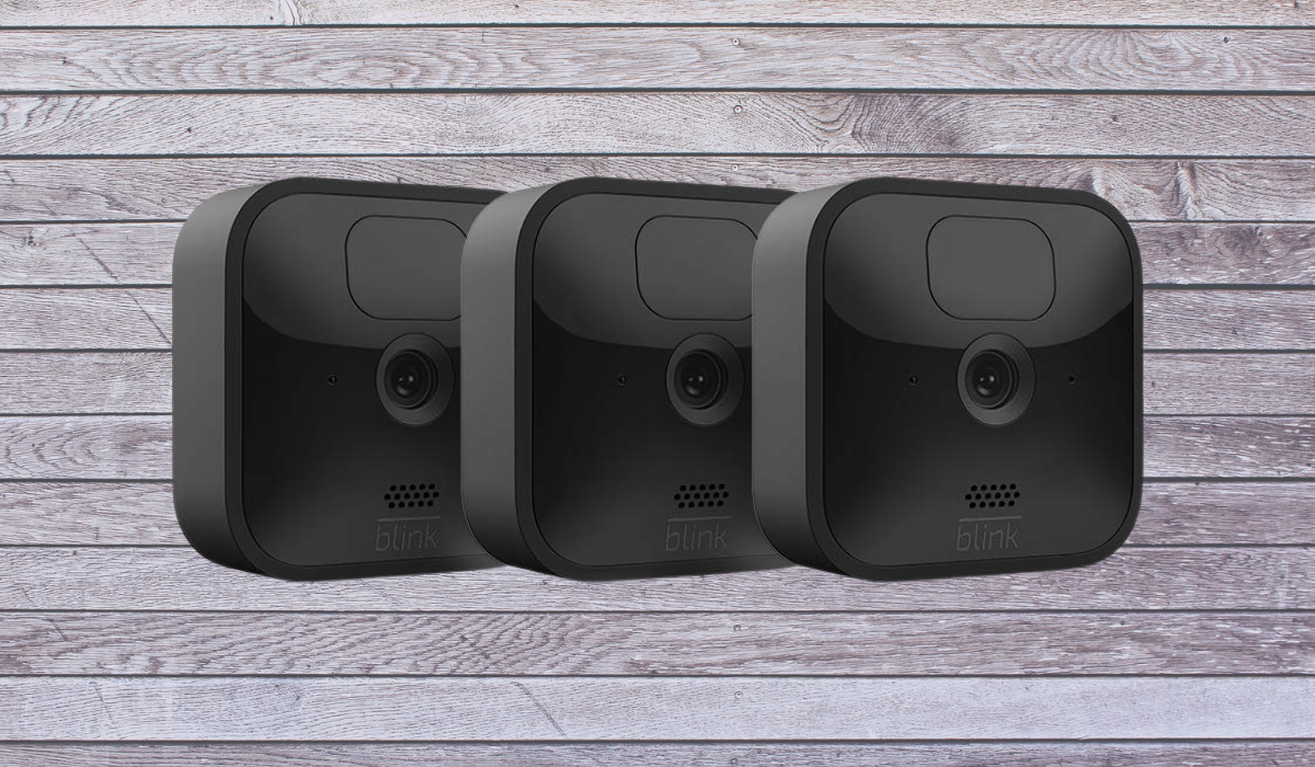 3 square wireless black outdoor cameras