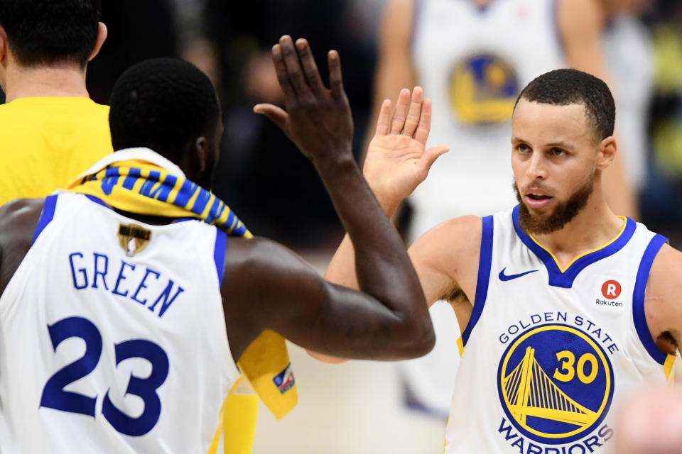 <p>In Europa ist Basketball als Profisport lange nicht so verbreitet, wie in den USA. Dort spielen unter anderem die Golden State Warriors aus Oakland. Ihr größter Star ist Stephen Curry, der aktuell zu den besten Spielern der Welt zählt. </p>