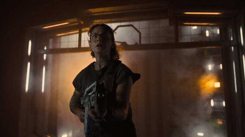 Cailee Spaeny with a very familiar-looking gun in Alien: Romulus. - Image: Fox