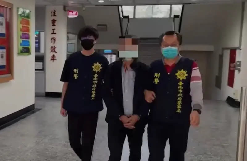 ▲本月15日，台南北門區發生光電工程槍擊案，在逃吳姓男子投案，台南地檢署複訊之後，當庭諭知逮捕，向台南地院聲請羈押。（圖／翻攝畫面）