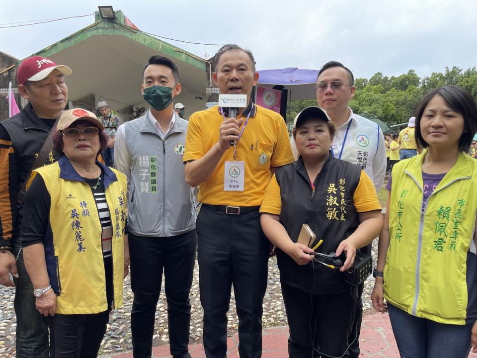 彰化天悅生命教育協會理事長陳裕隆致詞。(圖/彰化天悅生命教育協會提供)