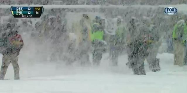 The Snow At The Eagles-Lions Game Was Insane