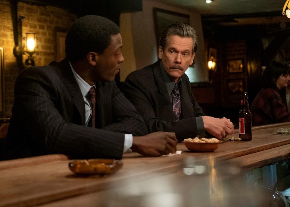 Wenn sich Staatsanwalt Ward (Aldis Hodge) und FBI-Agent Rohr (Kevin Bacon) "zufällig" in einer Bar treffen, wollen die Erzfeinde eher kein Bier zusammen trinken. (Bild: Sky/Francisco Roman/SHOWTIME)