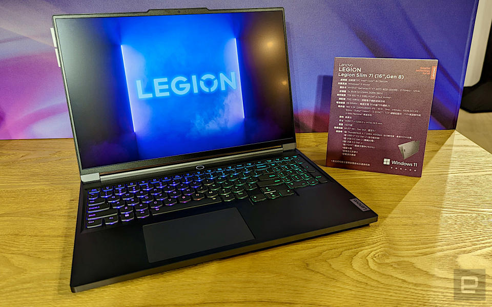 <p>Lenovo Legion Slim 7i</p>
