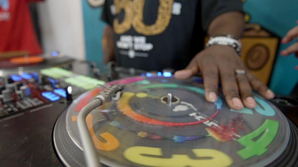 PHOTO: Scratching is demonstrated by legendary Grand Wizzard Theodore, the DJ widely credited as the inventor of the technique. (ABC News)