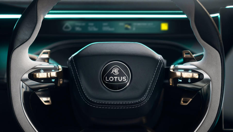 19_Eletre_Studio_INT_Steering_Wheel.jpg