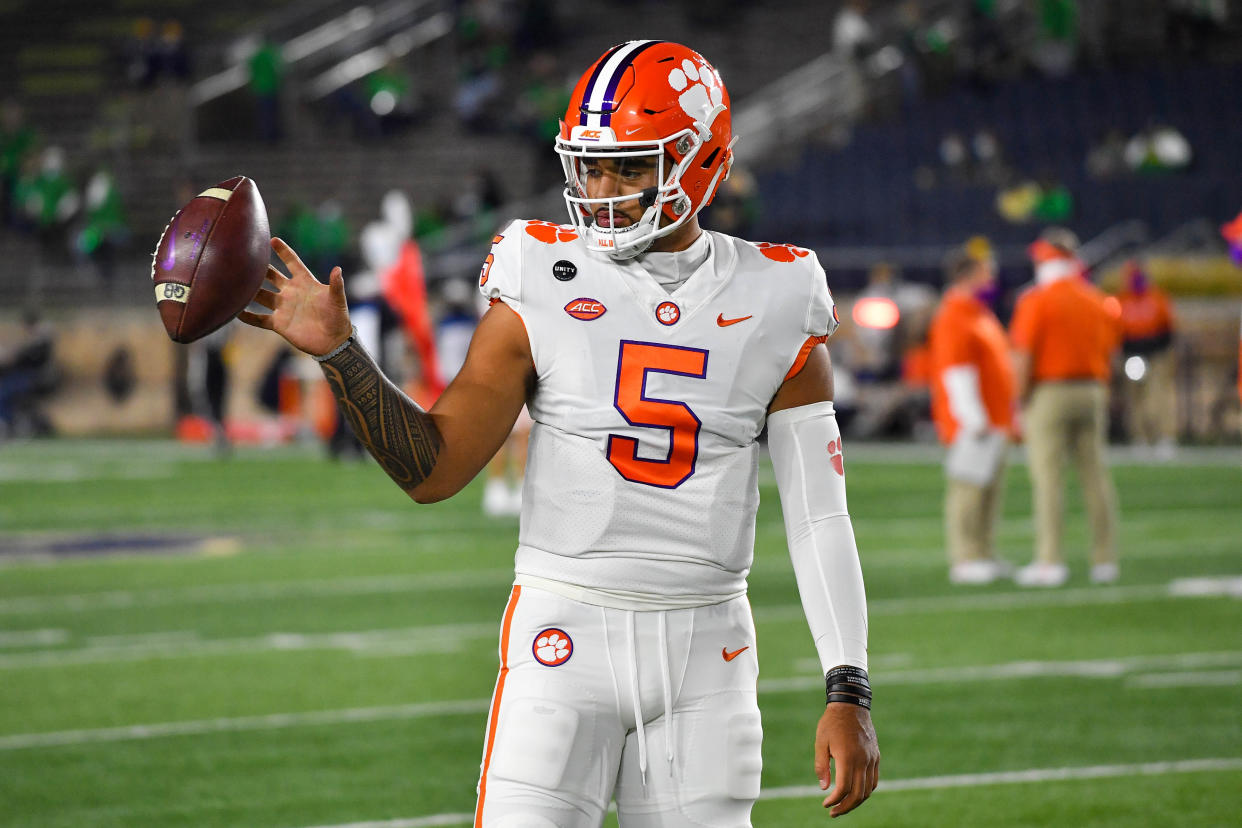 Clemson QB D.J. Uiagalelei warms up before a game against Notre Dame on Nov. 7, 2020. (Matt Cashore-Pool/Getty Images)