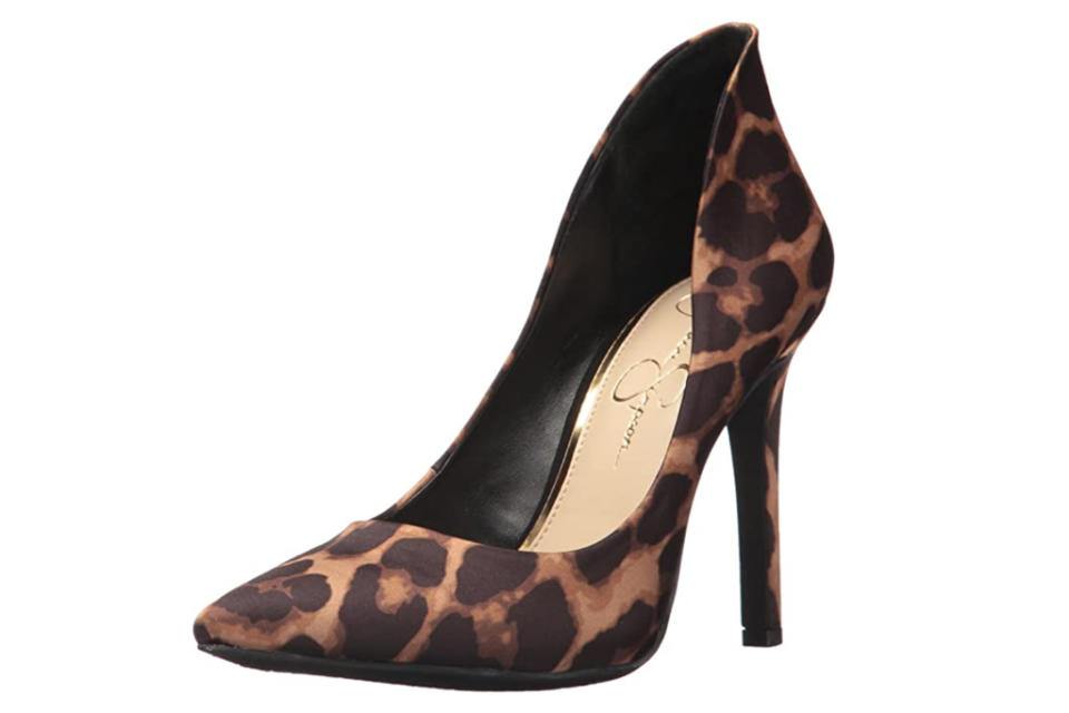 Jessica Simpson, leopard print pumps