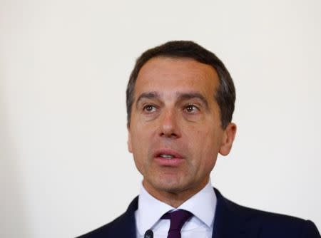 Austrian Chancellor Christian Kern addresses a news conference in Vienna, Austria, May 10, 2017. REUTERS/Leonhard Foeger