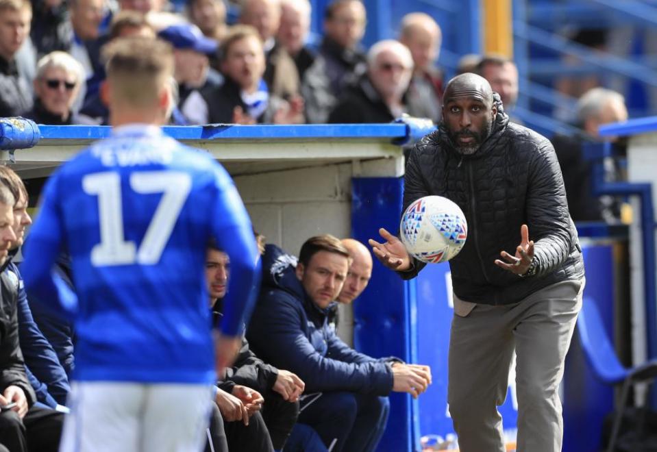 Sol Campbell during his time as Macclesfield’s manager.