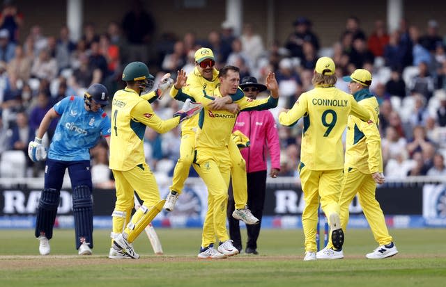 Australia celebrate Harry Brook's wicket