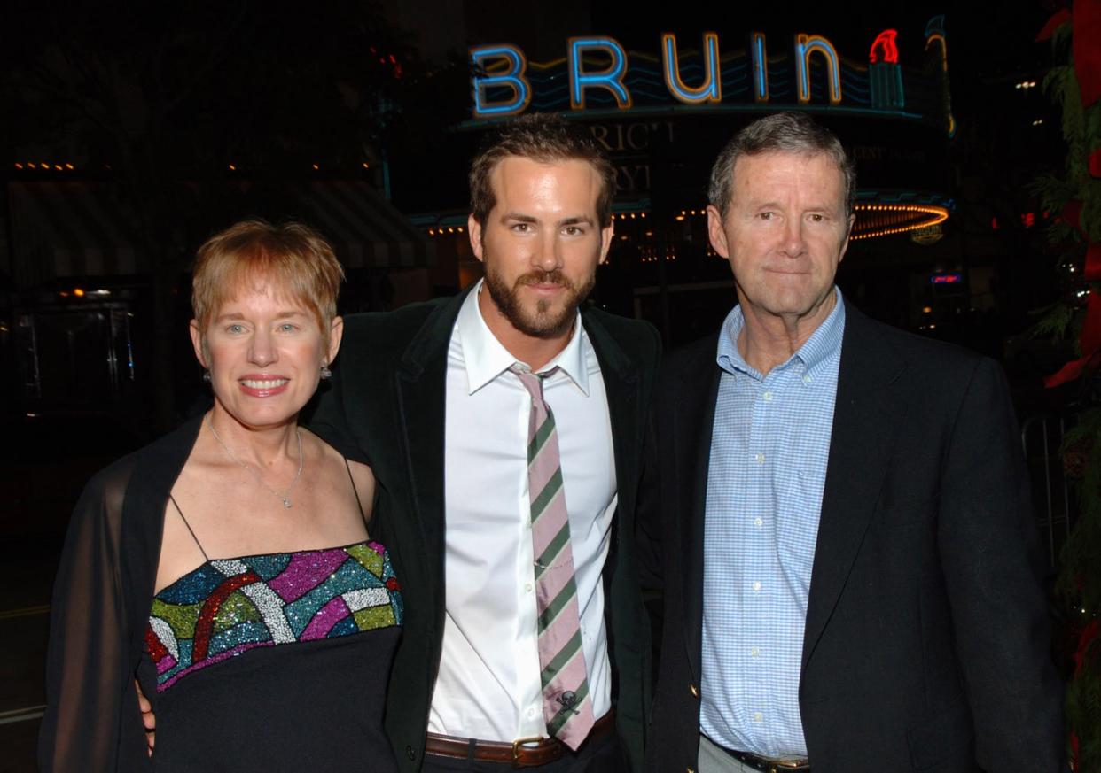 ryan reynolds with dad and mom