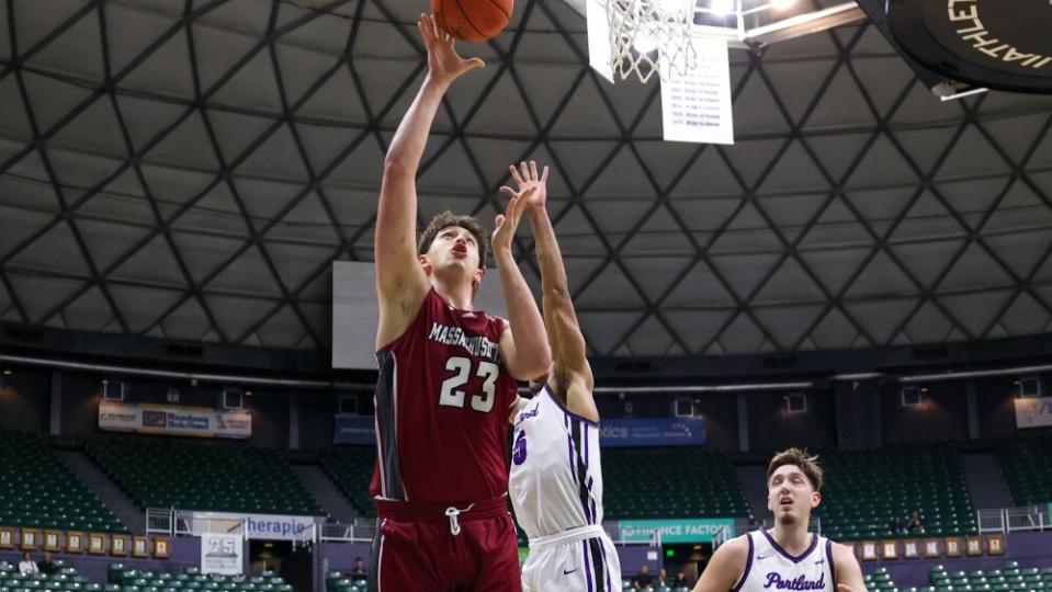 Hawaiian Airlines Diamond Head Classic - Massachusetts v Portland