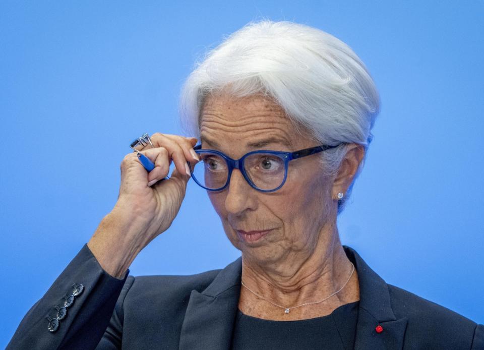 Wie stark erhöht die Europäische Zentralbank die Zinsen?  EZB-Chefin Christine Lagarde war lange zögerlich bei der Anhebung des Leitzinses. - Copyright: AP Photo/Michael Probst via Picture Alliance