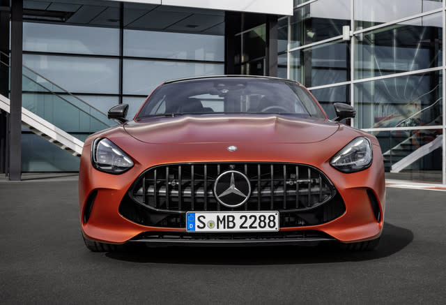Mercedes Unveil 'Fastest Ever' Road Car