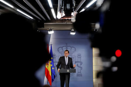 Spanish acting Prime Minister Mariano Rajoy addresses a news conference after meeting with Catalan President Carles Puigdemont (not pictured) at the Moncloa Palace in Madrid, Spain, April 20, 2016. REUTERS/Susana Vera