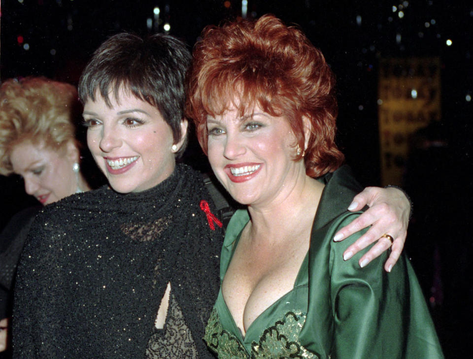 FILE - This June 1, 1993 file photo shows singer Liza Minnelli, left, and her sister Lorna Luft at the Tony Awards in New York. Luft and Minnelli, daughters of the late Judy Garland, will perform together for the first time in 20 years during two concerts next month to raise money to fight breast cancer. The concerts will be held Oct. 14 and Oct. 21 at the jazz club Birdland on West 44th Street. Most tickets start at $250 and include drinks and dinner. (AP Photo/Richard Drew, File)