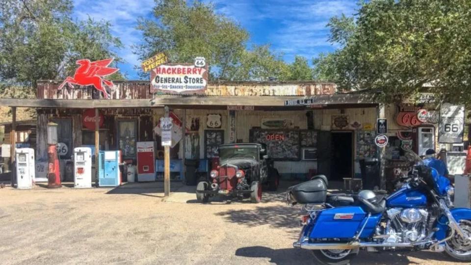 Visit These Iconic Route 66 Gas Stations