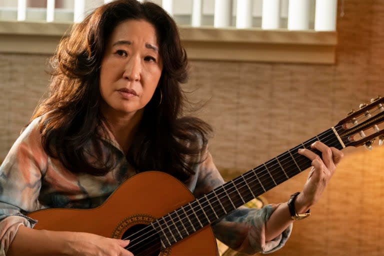 Sandra Oh como Sofia Mori en El simpatizante