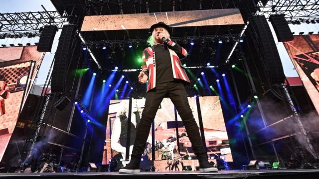 MÖTLEY CRÜE TO HEADLINE 2023 NFL CONCERT SERIES — Mötley Crüe