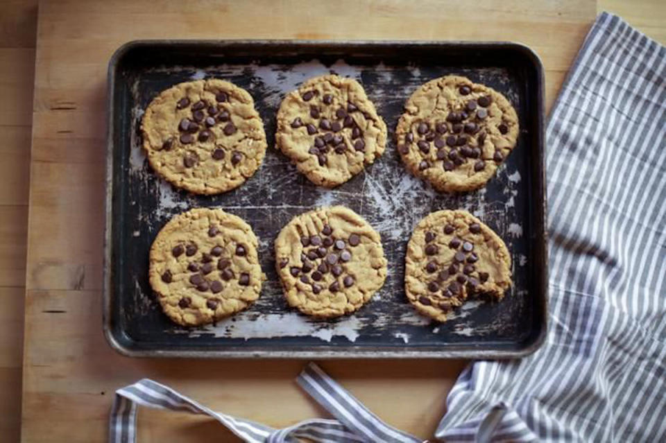 Plate-Size Peanut Butter Chocolate-Chip Cookies